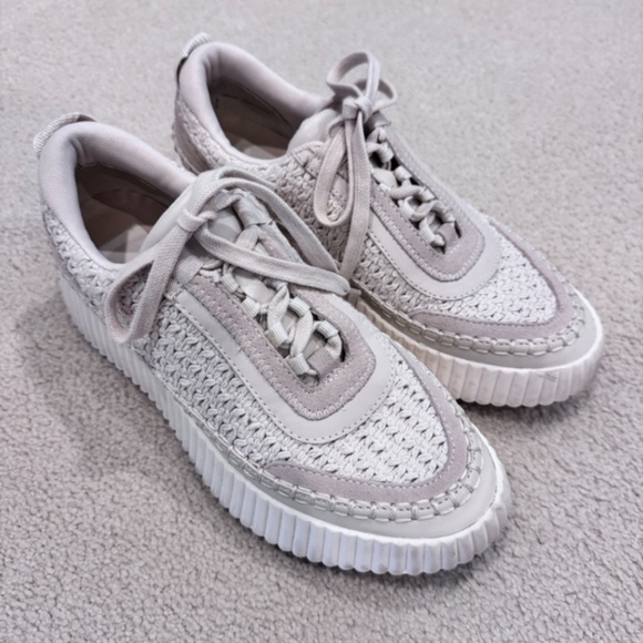 Dolce Vita Dolen Platform Sneaker - Picture 1 of 7